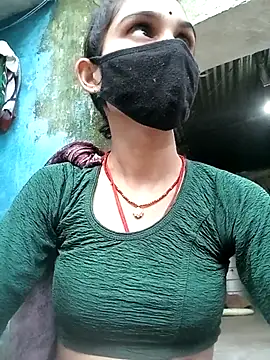 Snapshot of Nishaa_ji chatting on 09/21/25, 12:29 Nishaa ji online show from 09/21/25, 12:29