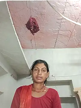 Snapshot of Mansi_ji chatting on 10/18/25, 11:38 Mansi ji online show from 10/18/25, 11:38