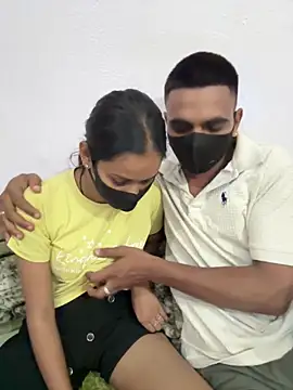 Snapshot of Sex_Queen_aaraya chatting on 03/07/26, 12:02 Sex Queen aaraya online show from 03/07/26, 12:02