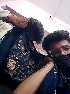 Snapshot of Sex_Queen_aaraya chatting on 03/20/26, 10:09 Sex Queen aaraya online show from 03/20/26, 10:09