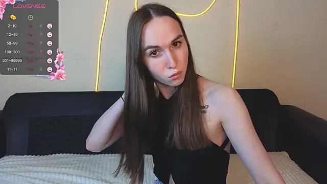 Angeel Kate online show from 09/15/25, 08:31