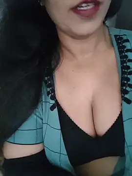 Snapshot of Deepa_Sharma143 chatting on 06/04/26, 01:33 Deepa Sharma143 online show from 06/04/26, 01:33
