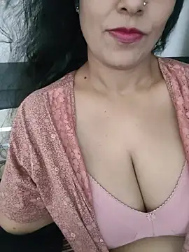 Snapshot of Deepa_Sharma143 chatting on 06/11/26, 08:34 Deepa Sharma143 online show from 06/11/26, 08:34