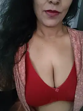 Snapshot of Deepa_Sharma143 chatting on 06/19/26, 01:43 Deepa Sharma143 online show from 06/19/26, 01:43