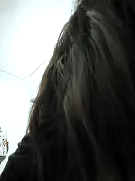 Hot-Soniya2 online show from 10/03/25, 04:48