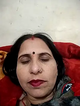 Snapshot of Hot_liya54 chatting on 04/04/26, 11:13 Hot liya54 online show from 04/04/26, 11:13