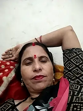 Snapshot of Hot_liya54 chatting on 04/13/26, 07:36 Hot liya54 online show from 04/13/26, 07:36
