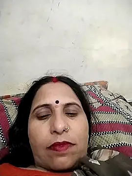 Snapshot of Hot_liya54 chatting on 04/18/26, 07:58 Hot liya54 online show from 04/18/26, 07:58