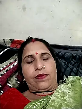 Snapshot of Hot_liya54 chatting on 04/19/26, 02:27 Hot liya54 online show from 04/19/26, 02:27