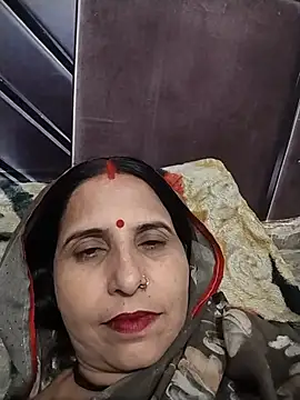 Snapshot of Hot_liya54 chatting on 07/02/26, 05:19 Hot liya54 online show from 07/02/26, 05:19
