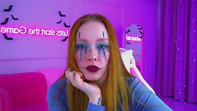 AgataFoxley online show from 10/26/25, 06:08