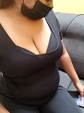 HAANNIAA online show from 09/21/25, 08:43