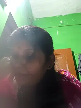 Snapshot of Hot_radh82 chatting on 10/03/25, 02:14 Hot radh82 online show from 10/03/25, 02:14