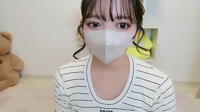 Snapshot of JP_Momo_o0 chatting on 11/09/25, 11:30 JP Momo o0 online show from 11/09/25, 11:30