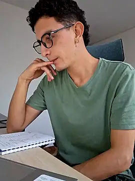 STEVAN RXX online show from 10/10/25, 09:36