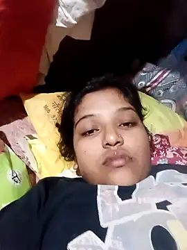 Snapshot of Palak-Sharma chatting on 10/26/25, 05:02 Palak-Sharma online show from 10/26/25, 05:02