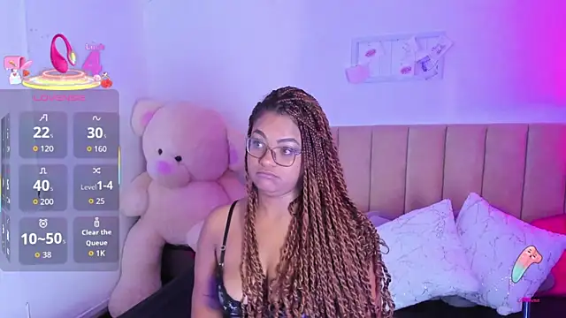 Snapshot of Hill_Brownie chatting on 11/28/25, 11:24 Hill Brownie online show from 11/28/25, 11:24