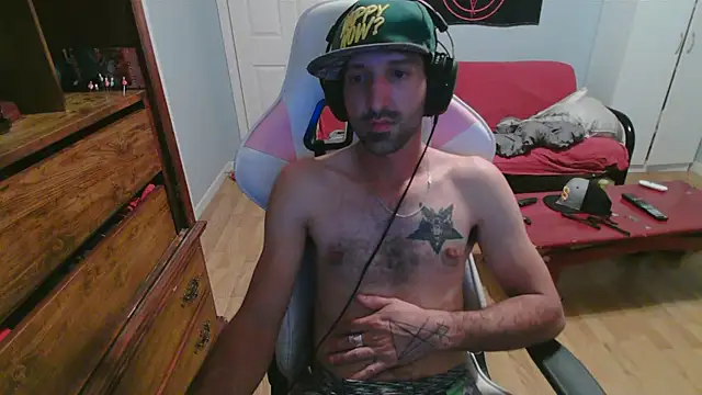 Snapshot of Ardokks chatting on 09/24/25, 03:10 Ardokks online show from 09/24/25, 03:10