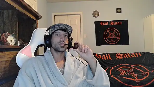 Snapshot of Ardokks chatting on 11/11/25, 03:39 Ardokks online show from 11/11/25, 03:39