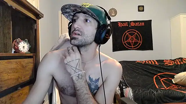 Snapshot of Ardokks chatting on 11/13/25, 04:00 Ardokks online show from 11/13/25, 04:00