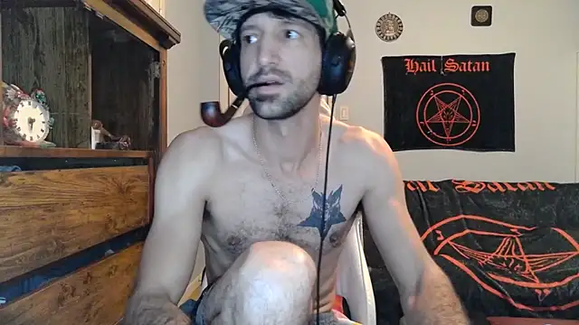 Snapshot of Ardokks chatting on 11/15/25, 03:59 Ardokks online show from 11/15/25, 03:59