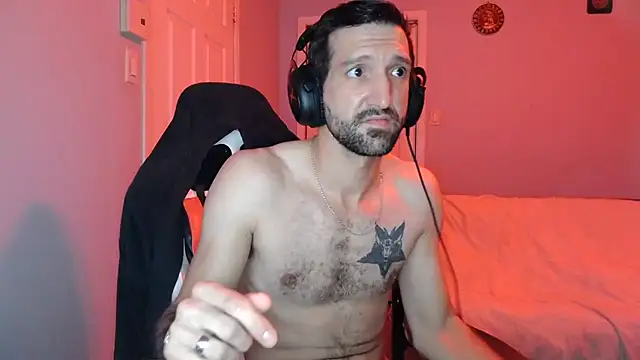 Snapshot of Ardokks chatting on 11/21/25, 02:54 Ardokks online show from 11/21/25, 02:54