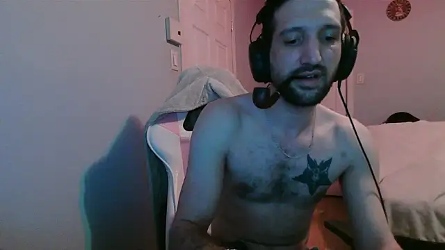 Snapshot of Ardokks chatting on 03/25/26, 02:39 Ardokks online show from 03/25/26, 02:39