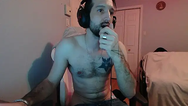 Snapshot of Ardokks chatting on 03/28/26, 02:22 Ardokks online show from 03/28/26, 02:22