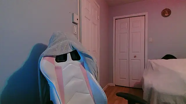 Snapshot of Ardokks chatting on 03/31/26, 01:29 Ardokks online show from 03/31/26, 01:29