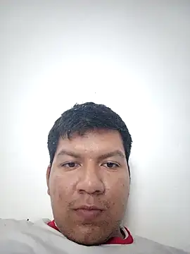 Snapshot of paapitoe chatting on 10/21/25, 12:44 paapitoe online show from 10/21/25, 12:44