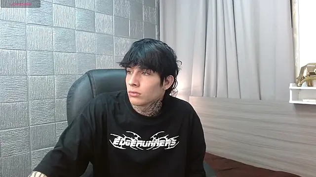 Iantwink18 online show from 02/08/26, 01:47