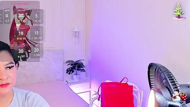 TianaGlow26 online show from 11/17/25, 07:19