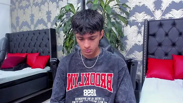 Snapshot of Lean_Portman chatting on 03/31/26, 03:12 Lean Portman online show from 03/31/26, 03:12