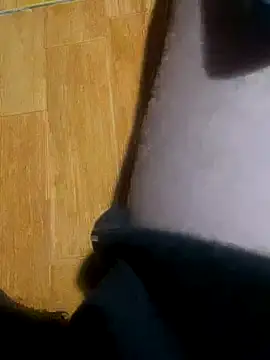 Snapshot of dogslavehf chatting on 11/09/25, 03:10 dogslavehf online show from 11/09/25, 03:10