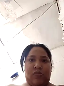 Snapshot of Angelly_ricura chatting on 06/12/26, 06:01 Angelly ricura online show from 06/12/26, 06:01