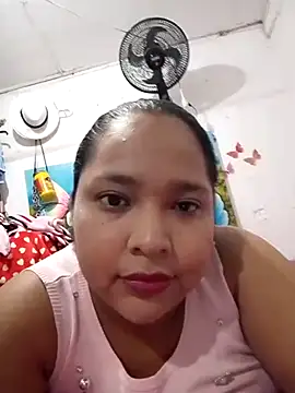 Snapshot of Angelly_ricura chatting on 06/22/26, 04:15 Angelly ricura online show from 06/22/26, 04:15