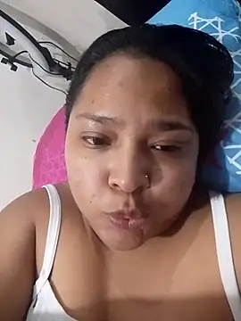 Snapshot of Angelly_ricura chatting on 07/17/26, 04:30 Angelly ricura online show from 07/17/26, 04:30