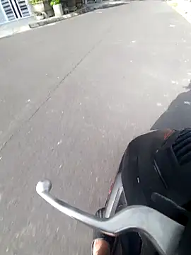 Snapshot of winter0cold_ chatting on 10/12/25, 08:46 winter0cold online show from 10/12/25, 08:46