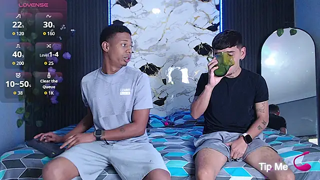 SpicyBoys X online show from 09/08/25, 10:20