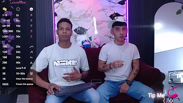 SpicyBoys X online show from 10/11/25, 11:25