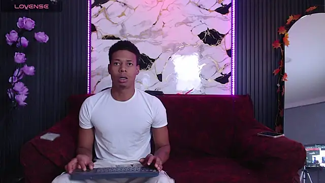 SpicyBoys X online show from 11/12/25, 08:08