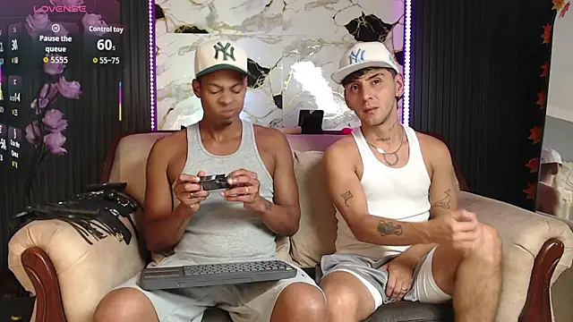 Snapshot of SpicyBoys_X chatting on 03/14/26, 03:34 SpicyBoys X online show from 03/14/26, 03:34