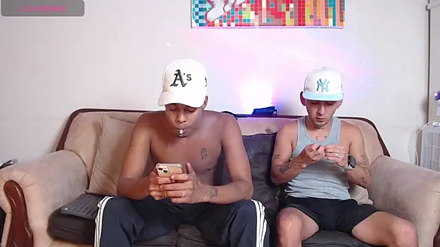 Snapshot of SpicyBoys_X chatting on 04/11/26, 12:15 SpicyBoys X online show from 04/11/26, 12:15