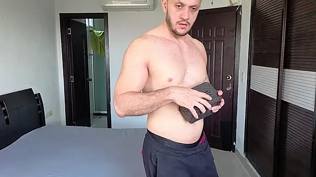Snapshot of TeddyBear_07 chatting on 07/11/26, 11:46 TeddyBear 07 online show from 07/11/26, 11:46