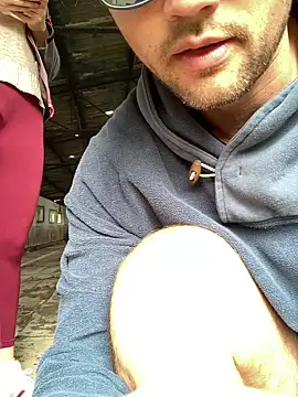 Snapshot of THE_SECRET_SNACK chatting on 09/13/25, 08:25 THE SECRET SNACK online show from 09/13/25, 08:25