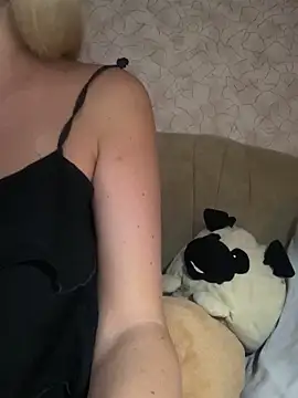 Nikihot   online show from 09/15/25, 11:10