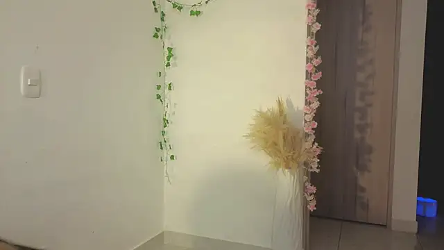 Snapshot of 0ne_0f_0ne chatting on 10/05/25, 03:05 0ne 0f 0ne online show from 10/05/25, 03:05