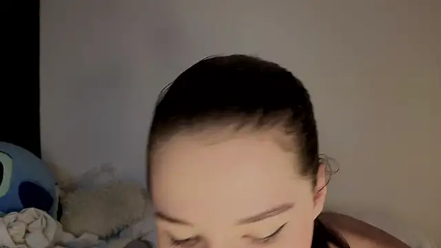 Snapshot of 0ne_0f_0ne chatting on 02/21/26, 12:11 0ne 0f 0ne online show from 02/21/26, 12:11