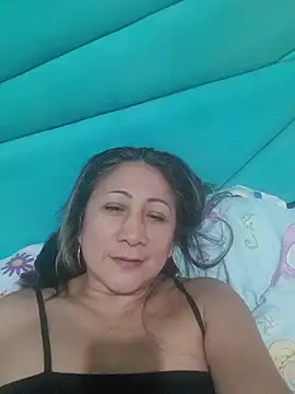Snapshot of LizaMintelli chatting on 05/01/26, 04:50 LizaMintelli online show from 05/01/26, 04:50
