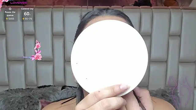 Snapshot of Ava_Cristi chatting on 04/04/26, 11:51 Ava Cristi online show from 04/04/26, 11:51